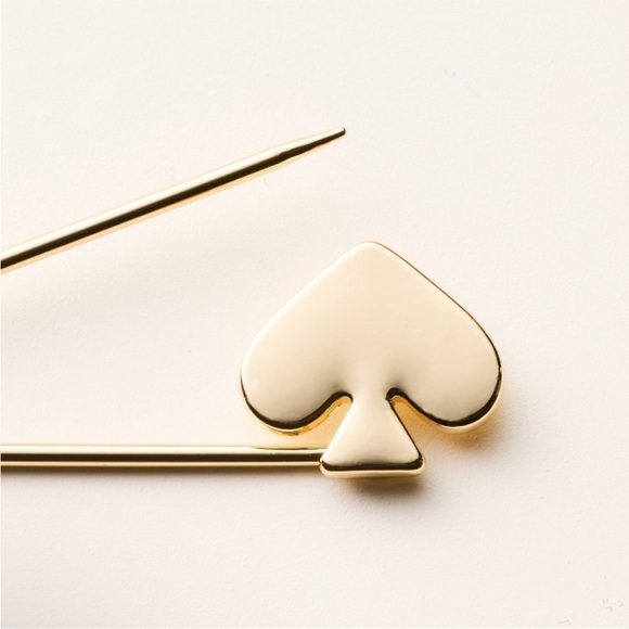 kate spade Gold Spade Brooch - Picture 3 of 4